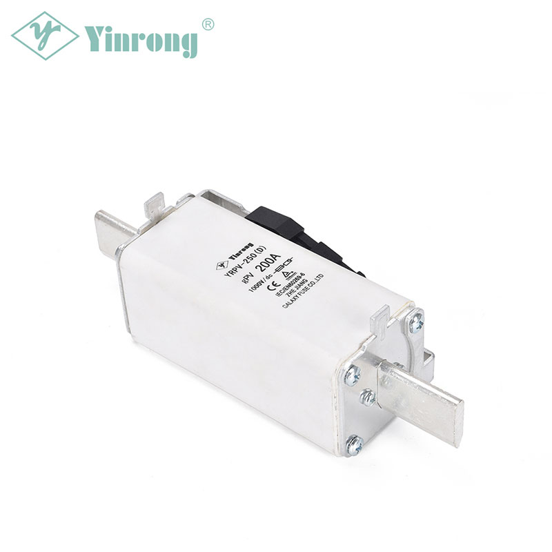 Pourquoi le fusible photovoltaïque solaire NH1XL 1 000 V CC 250 A est-il essentiel pour la protection moderne de l'énergie solaire
